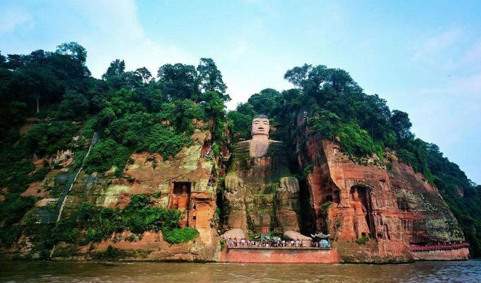 leshan giant buddha picture from the network
