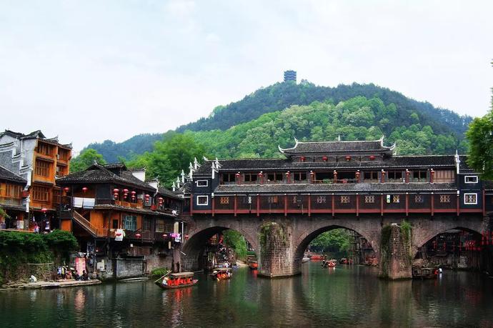 Fenghuang ancient city: Mr. Shen Congwen border town - kikbb