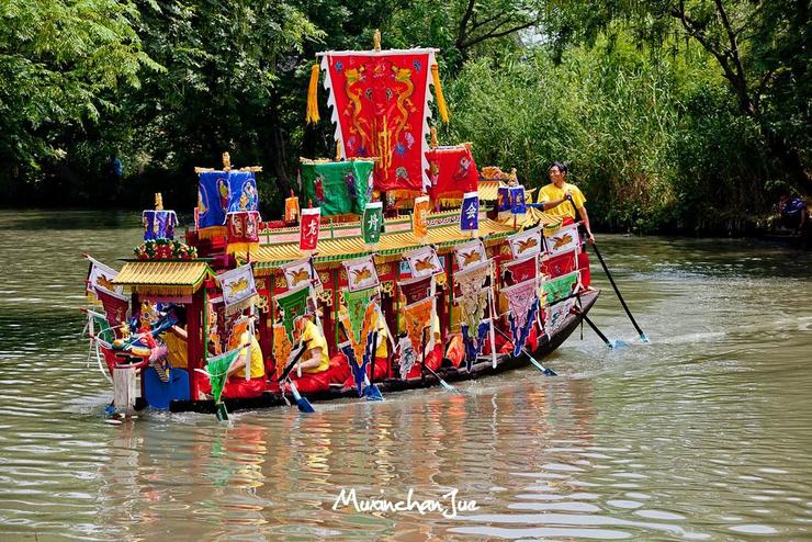 jiangcun longzhou wins the gorgeous participating boats picture from the network